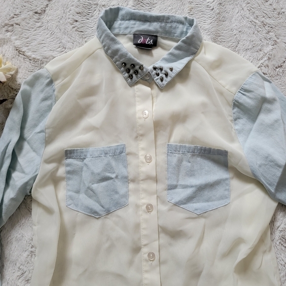 Dots Sheer Body Light Denim Cloth Studded Collar Accent Blouse Size S - Picture 5 of 11